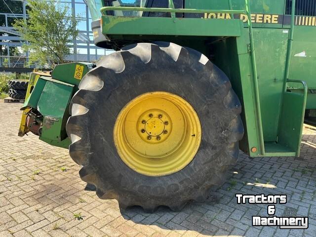 Veldhakselaar John Deere 6710