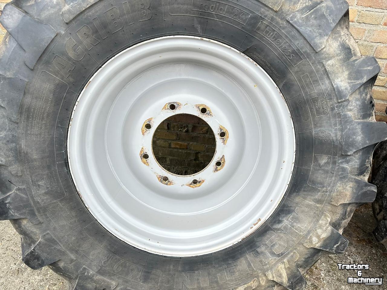 Wielen, Banden, Velgen & Afstandsringen Michelin 16.9R24