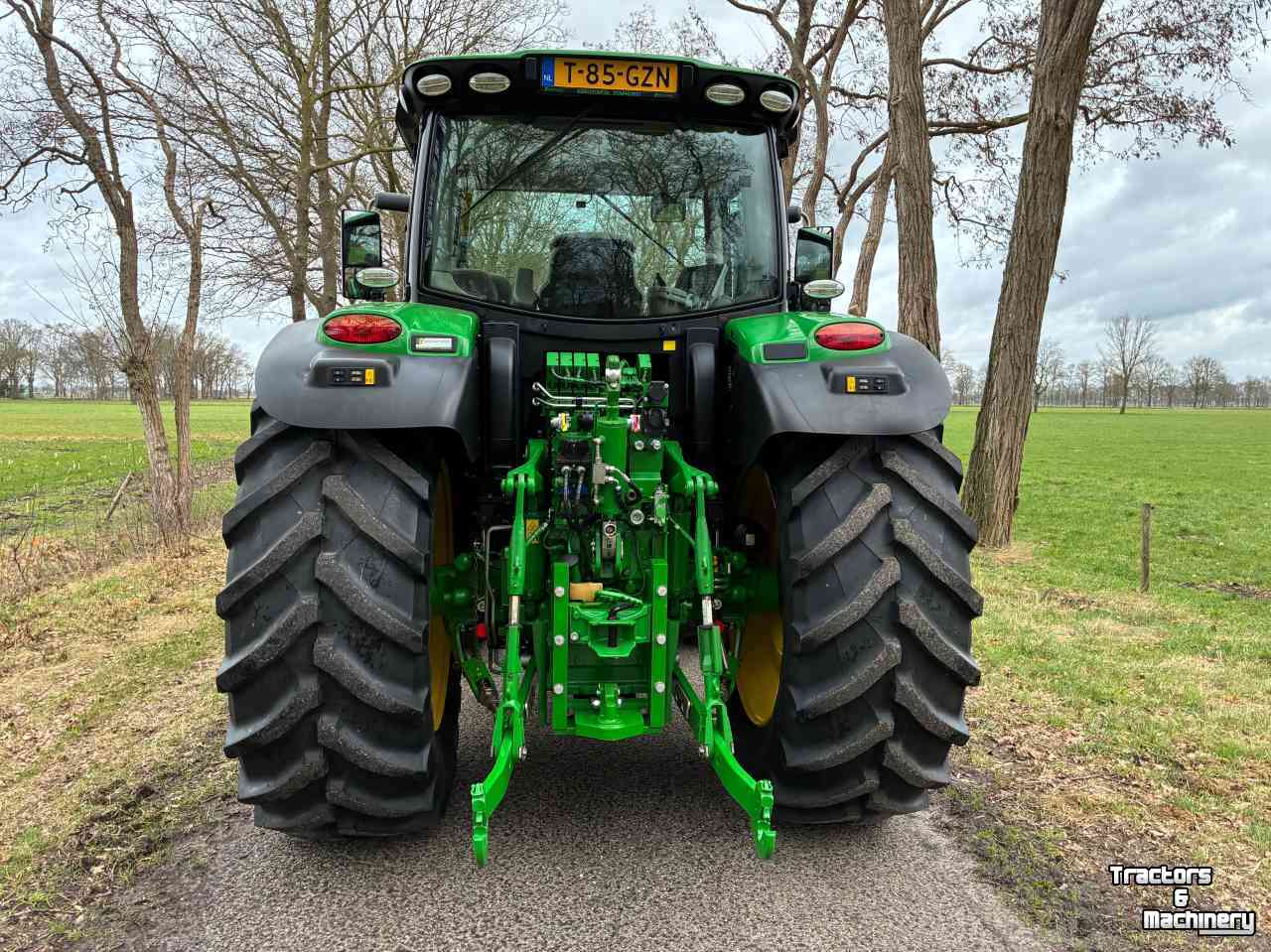 Tractor / Trekker John Deere 6155R
