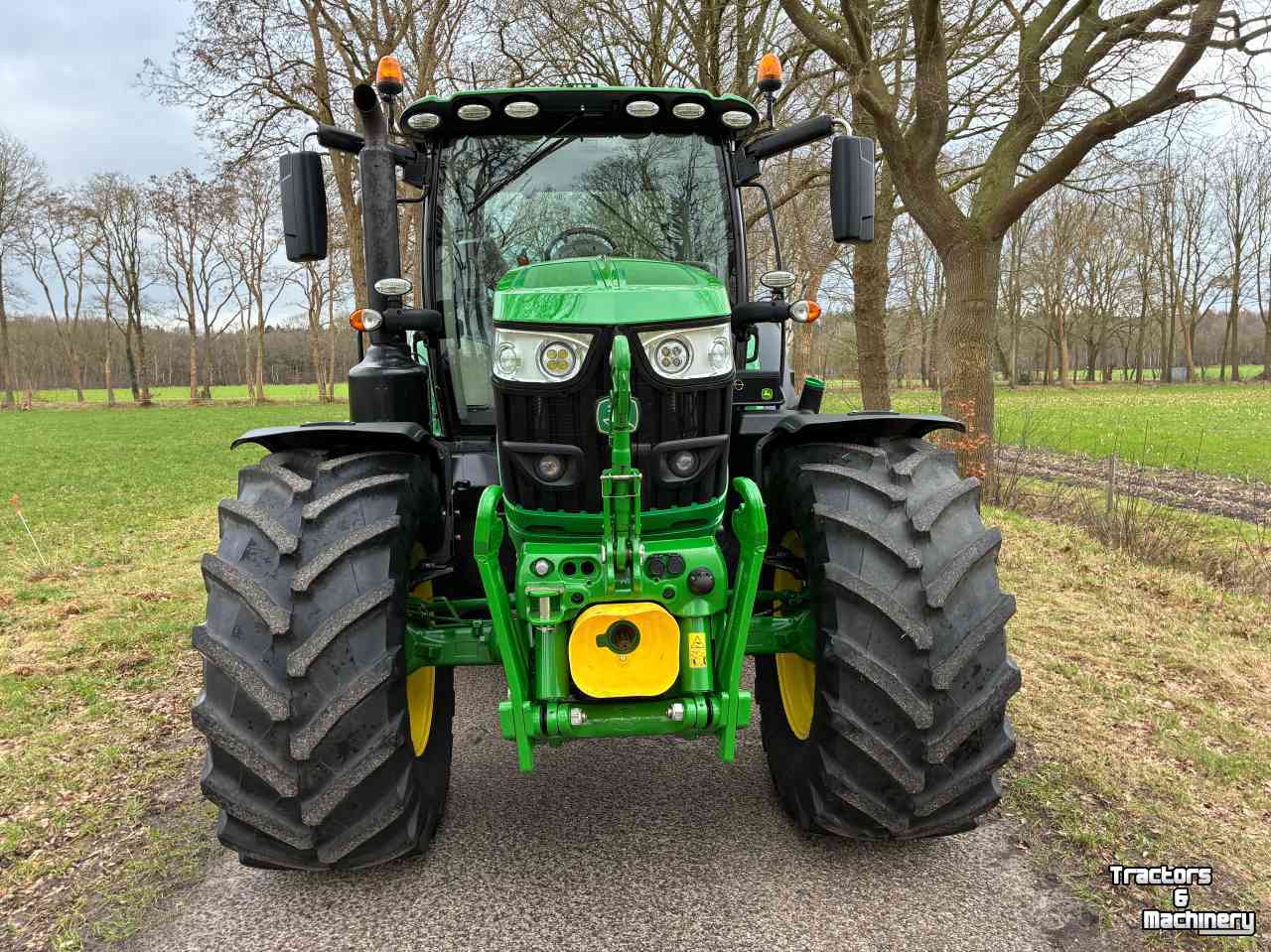 Tractor / Trekker John Deere 6155R