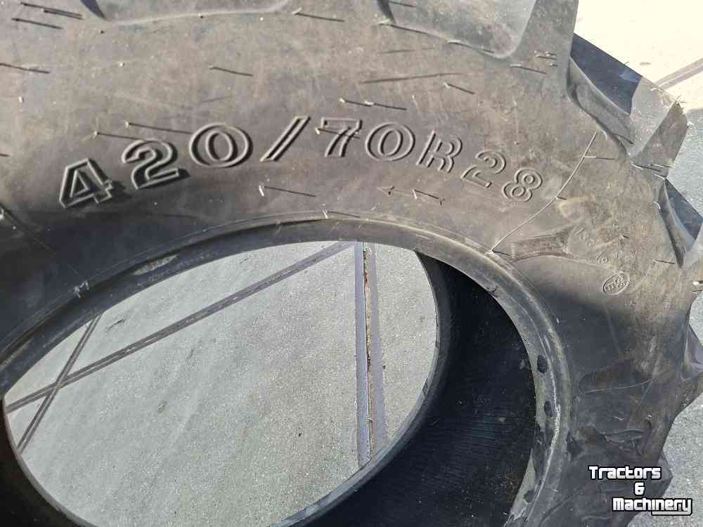 Wielen, Banden, Velgen & Afstandsringen Firestone 420/70R28