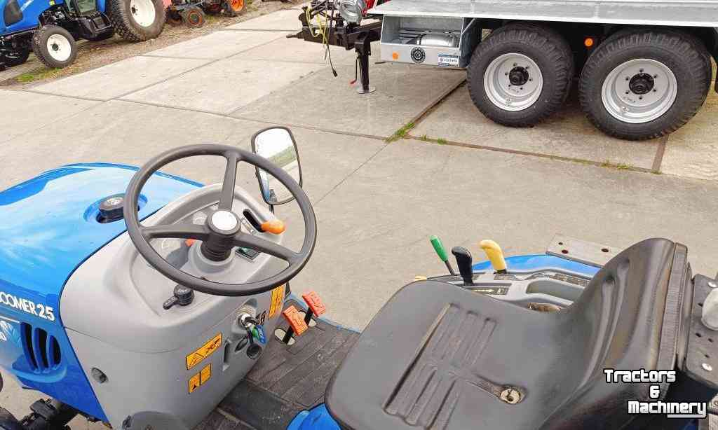 Tuinbouwtraktoren New Holland Boomer 25 HST Mini-Tractor