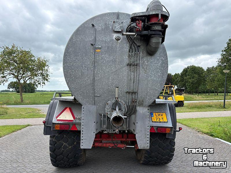 Mesttank Jako Jako 20000 met los en zuigarm