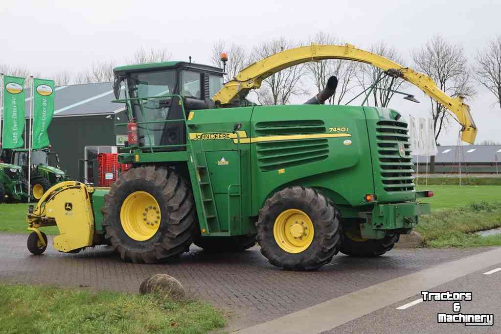 Veldhakselaar John Deere 7450