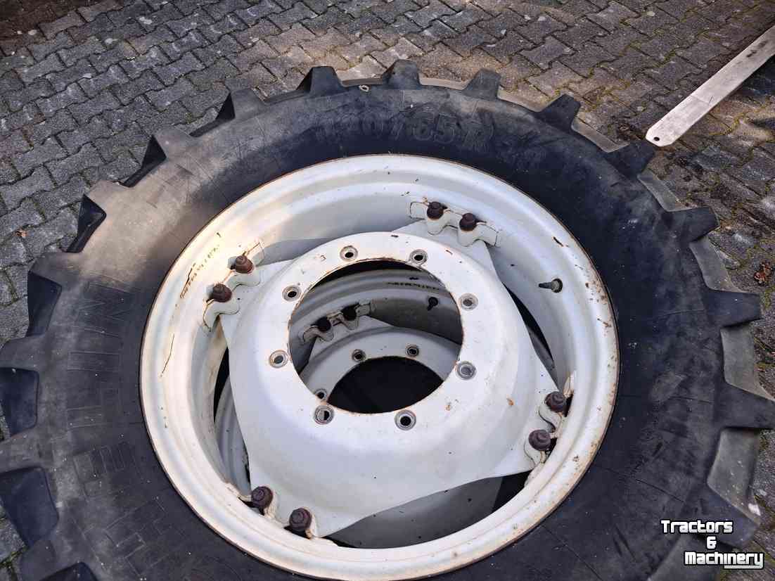 Wielen, Banden, Velgen & Afstandsringen Michelin 420/65R28