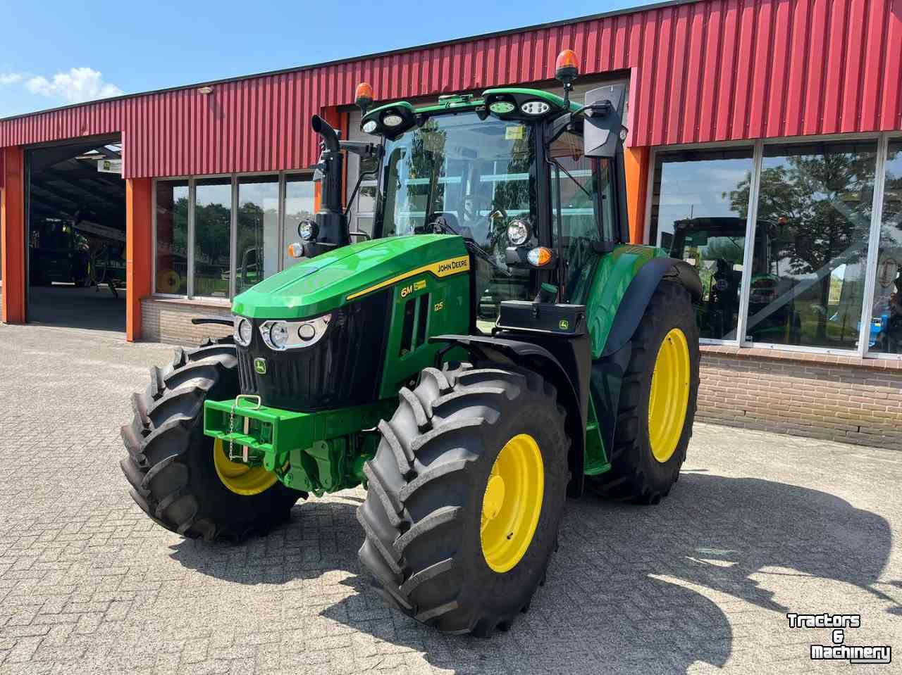 Tractor / Trekker John Deere 6M 125