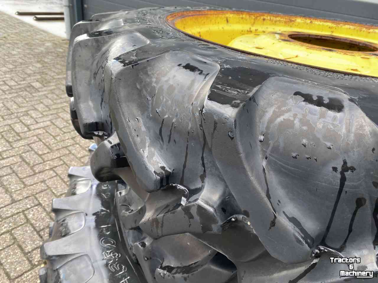 Wielen, Banden, Velgen & Afstandsringen Alliance 11.2R32 en 12.4R46 op velg