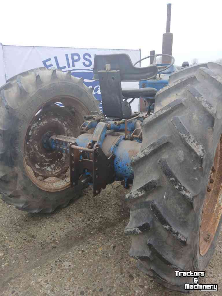 Compact tractor Ford 4000