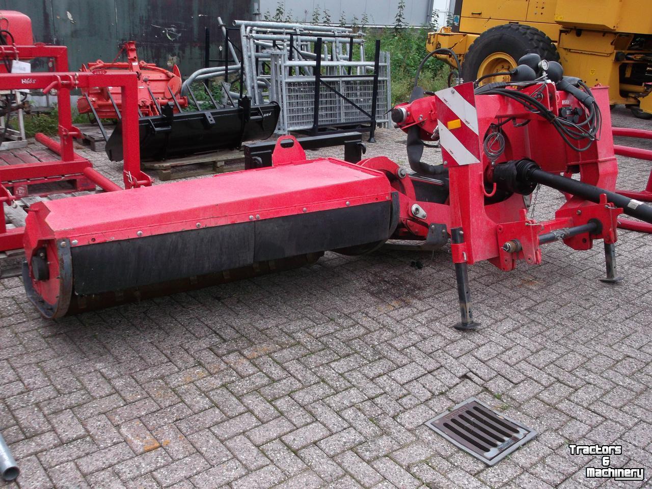 Maaier Kuhn S1680RP