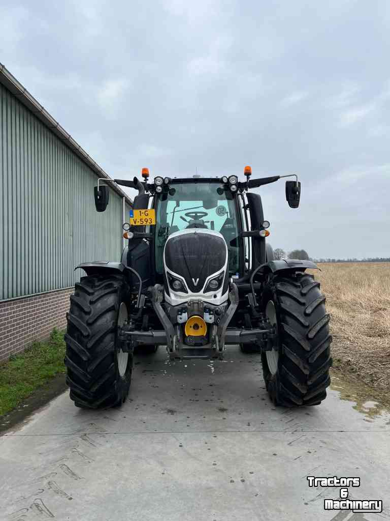 Traktoren Valtra N174 Direct (vario) tractor