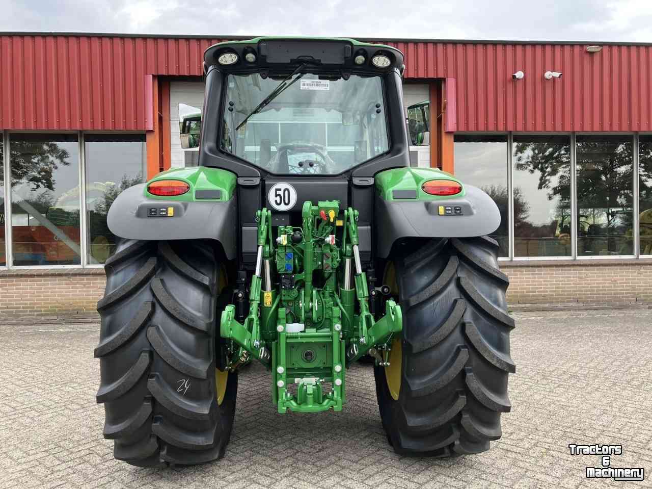 Tractor / Trekker John Deere 6M 150