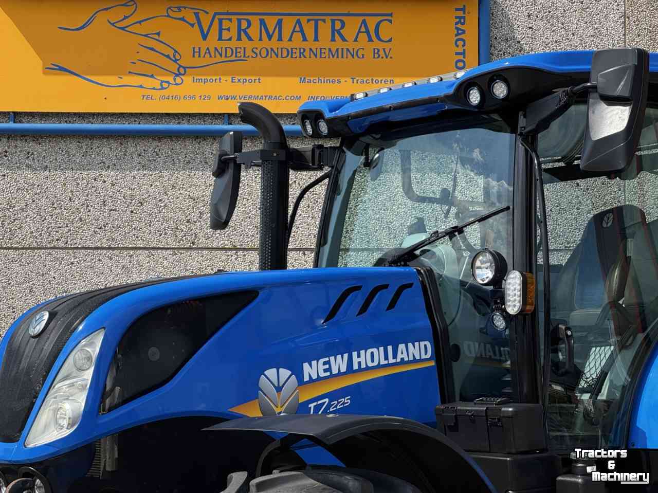 Tractor / Trekker New Holland T7.225AC vario Stage V  Full options GPS  Lucht Hydr rem