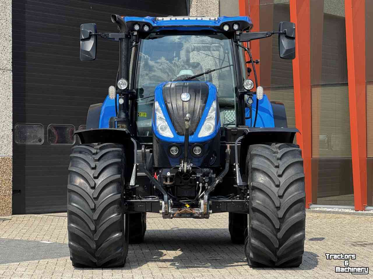 Tractor / Trekker New Holland T7.225AC vario Stage V  Full options GPS  Lucht Hydr rem