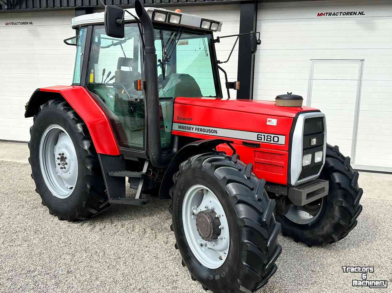 Tractor / Trekker Massey Ferguson 6180
