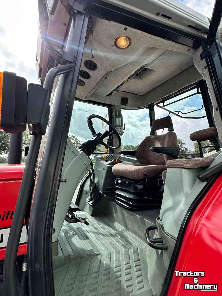 Tractor / Trekker Massey Ferguson 6180