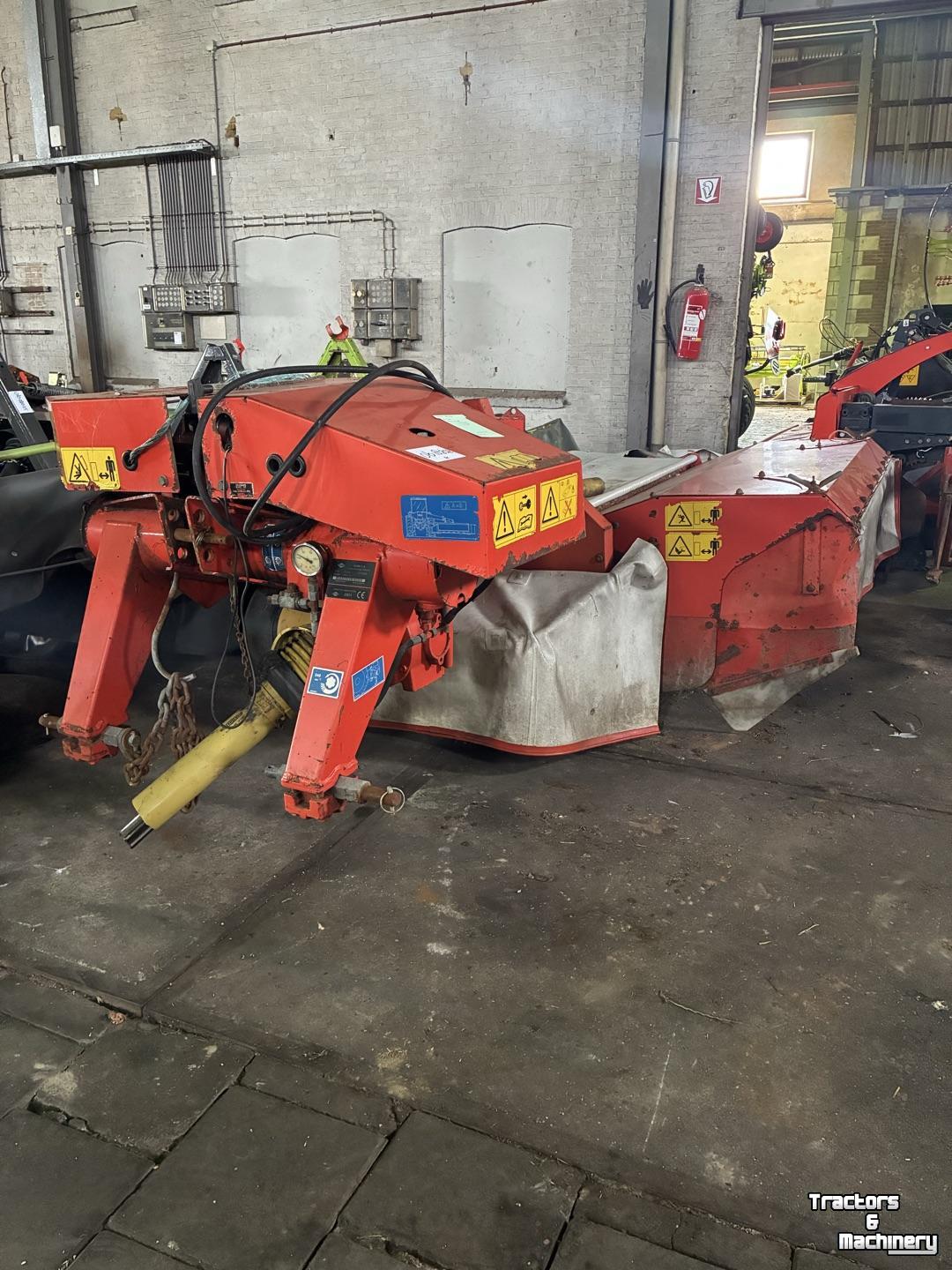 Zitmaaier Kuhn FC 243 Lift Control