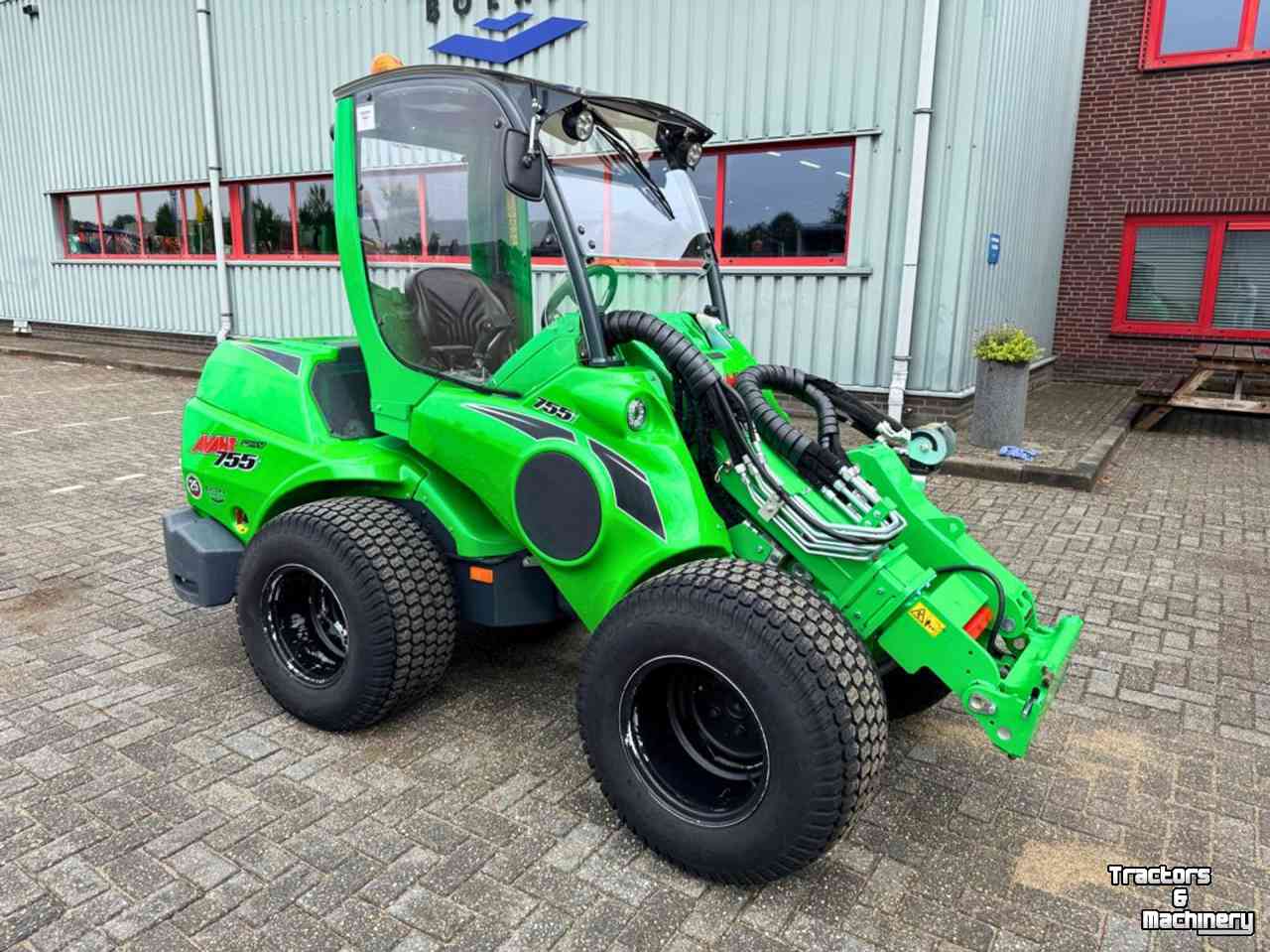 Shovel / Wiellader / Kniklader Avant 755i TDS Stage V Shovel