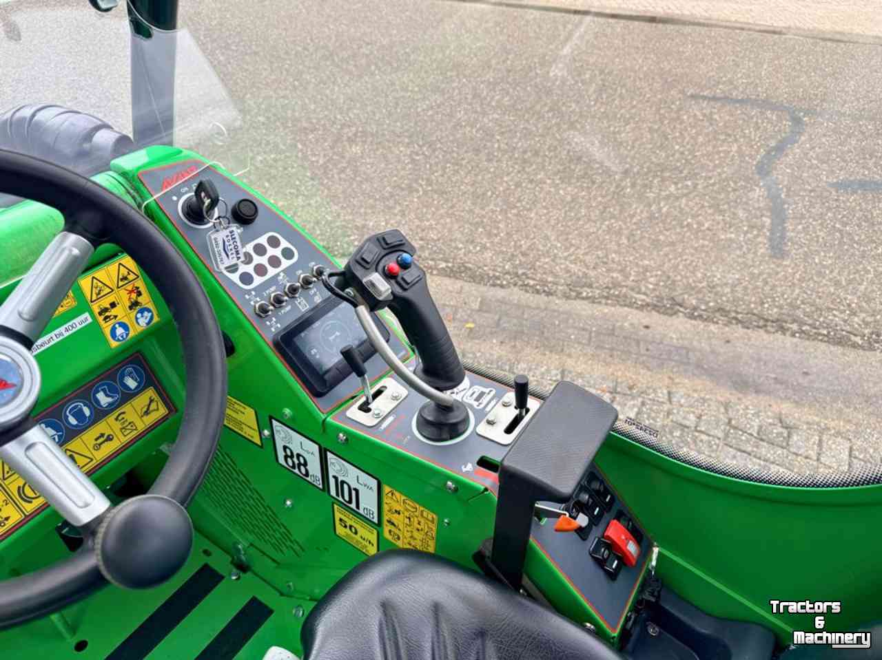 Shovel / Wiellader / Kniklader Avant 755i TDS Stage V Shovel