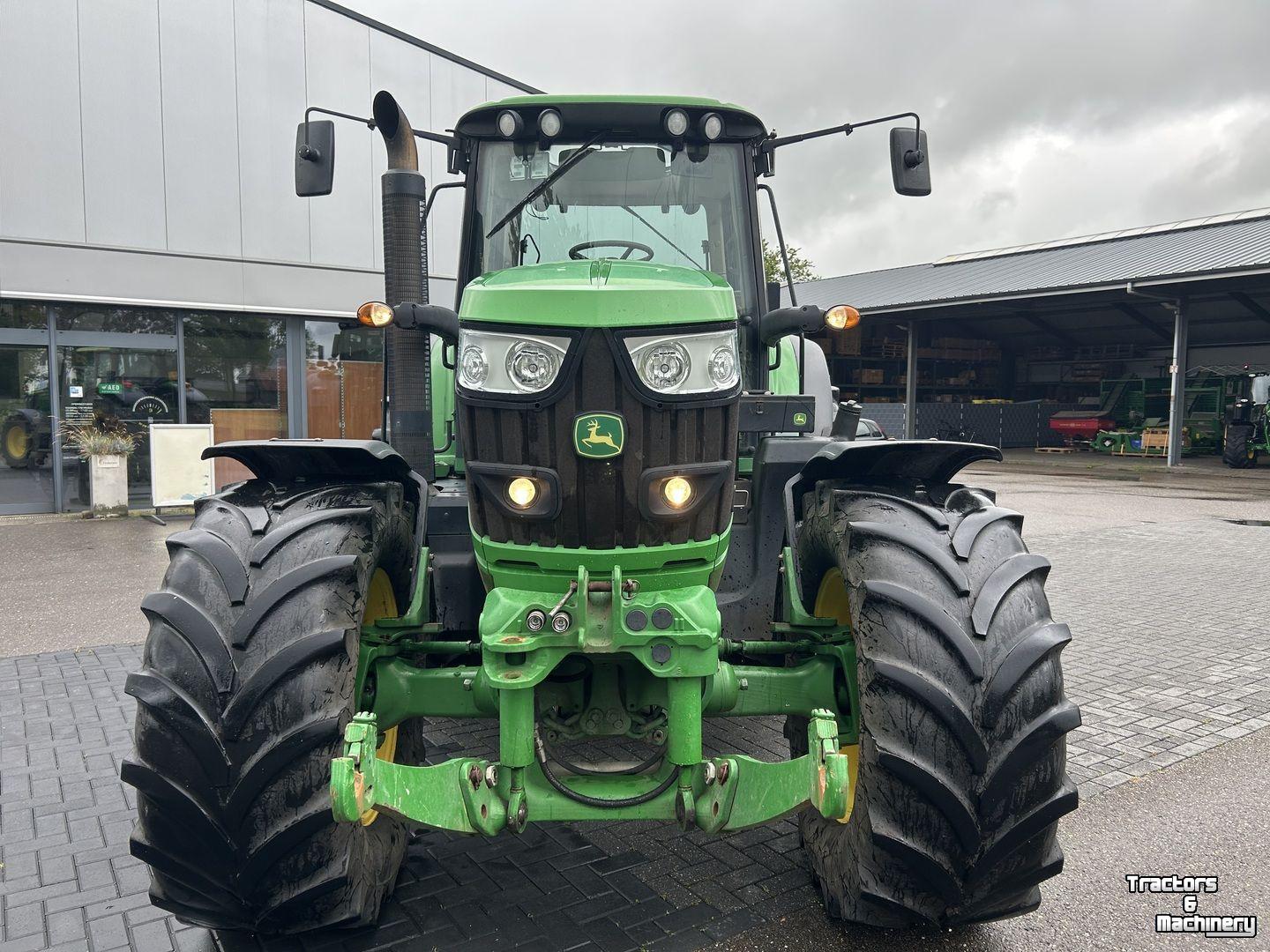 Tractor / Trekker John Deere 6150M