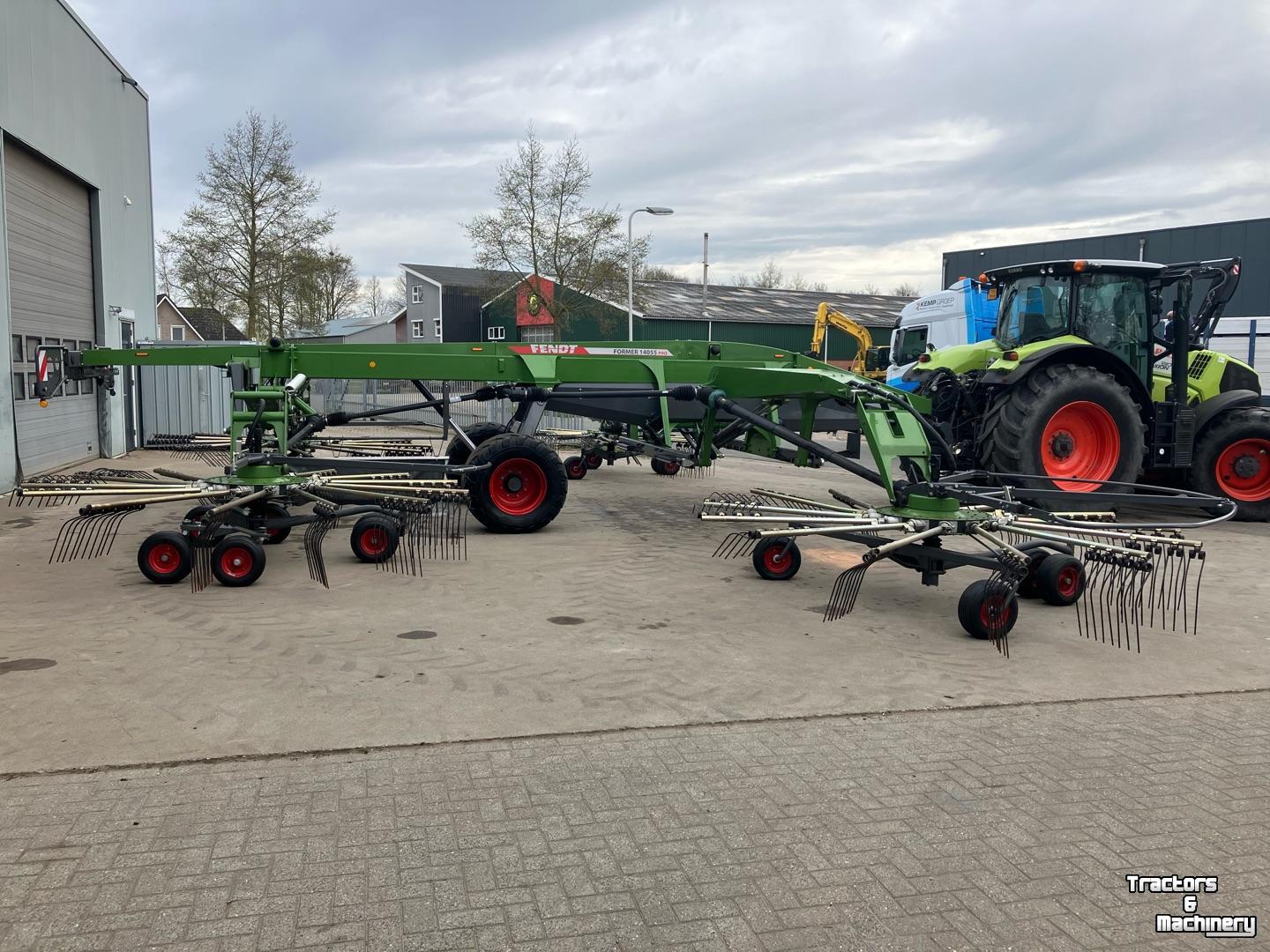 Rugger / Hark / Zwadhark Fendt Former 14055 PRO