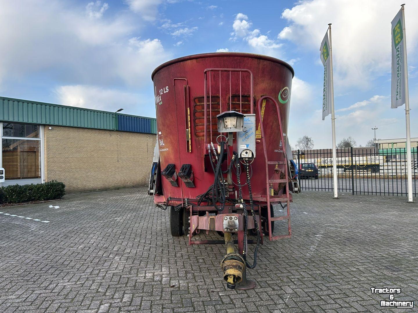 Voermengwagen Vertikaal BVL V-MIX 12 LS