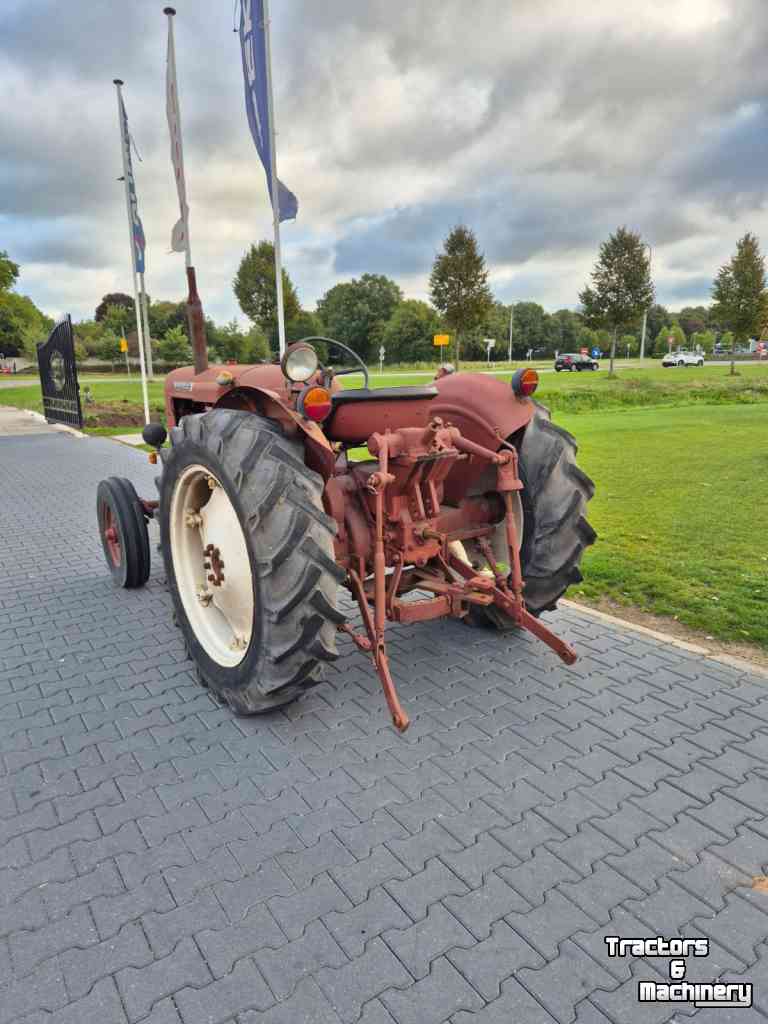 Oldtimers Nuffield 460 Oldtimer Tractor