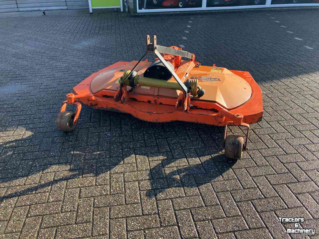 Weidebloter Perfect RN-200  boomgaardmaaier wielandbloter cirkelmaaier