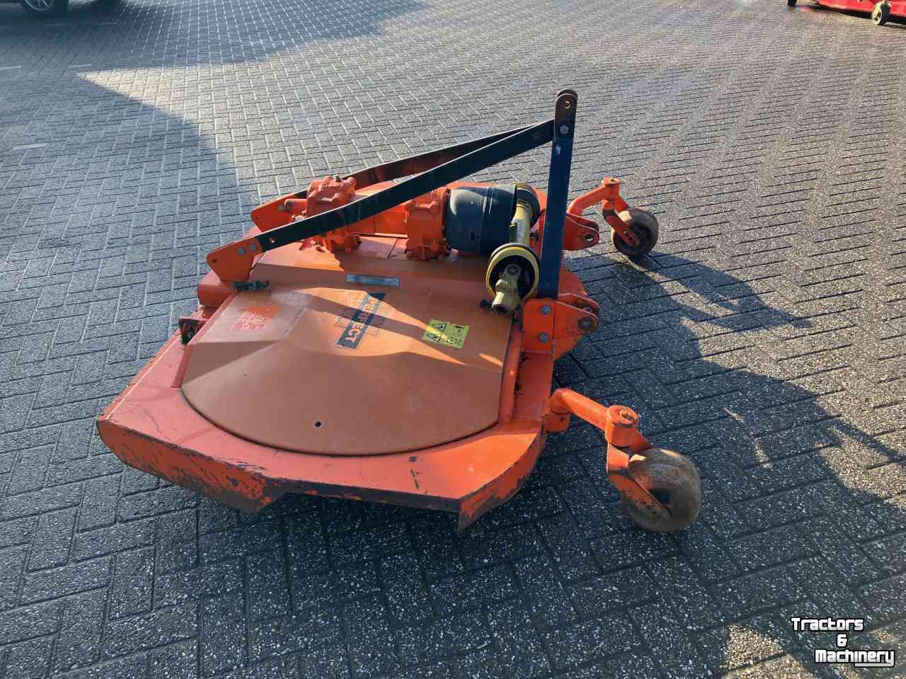 Weidebloter Perfect RN-200  boomgaardmaaier wielandbloter cirkelmaaier