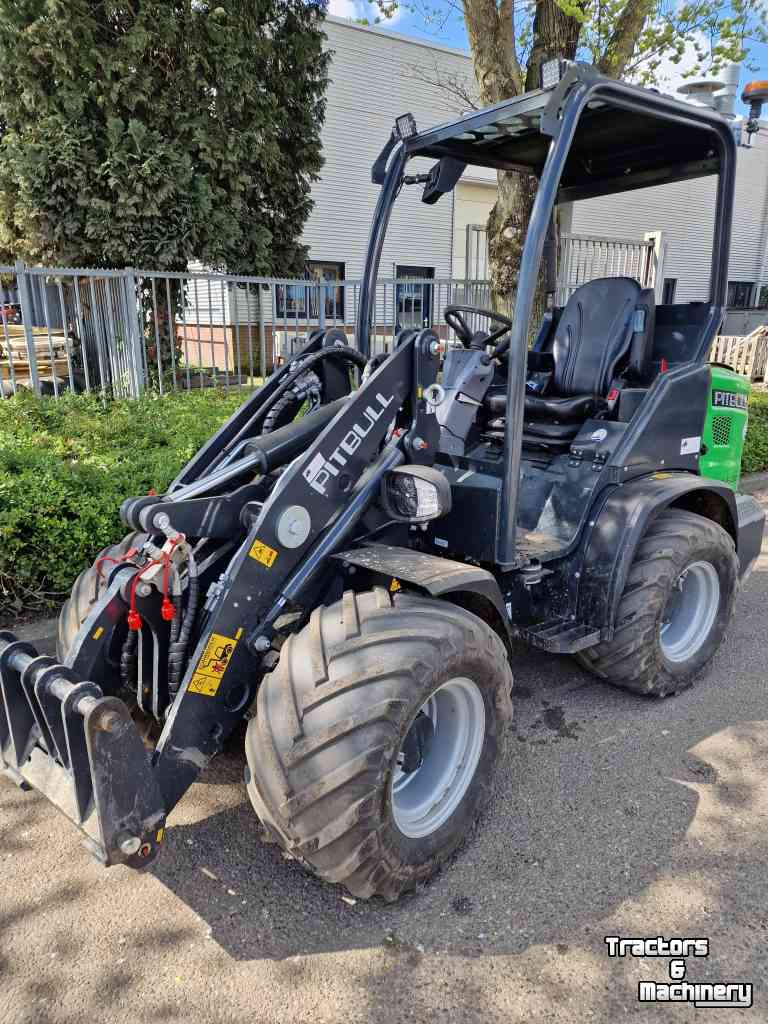 Shovel / Wiellader / Kniklader Pitbull X28-50E
