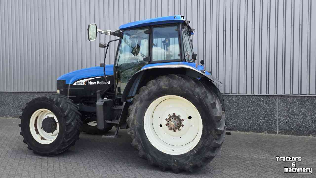 Tractor / Trekker New Holland TM175