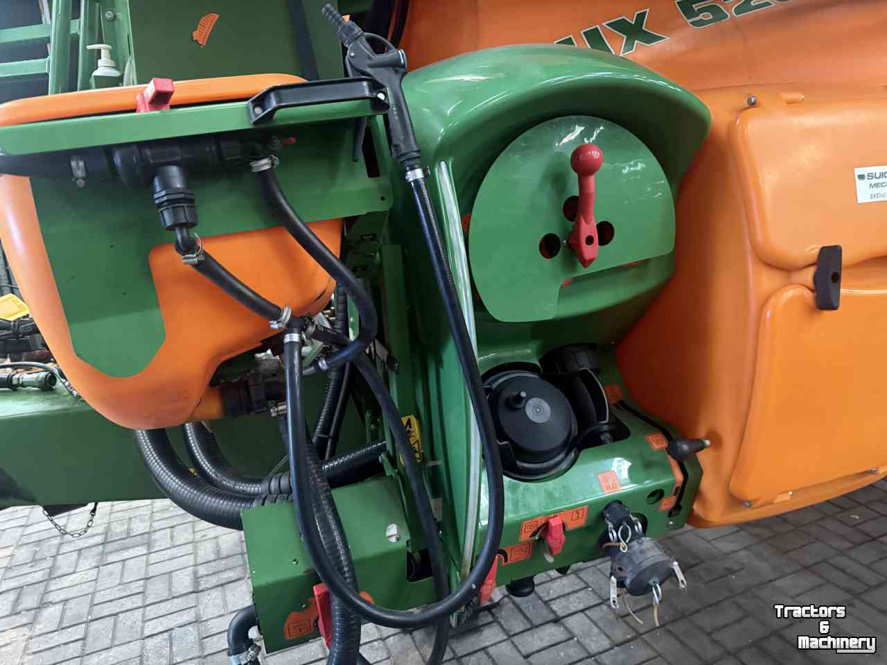 Veldspuit Amazone UX 5200