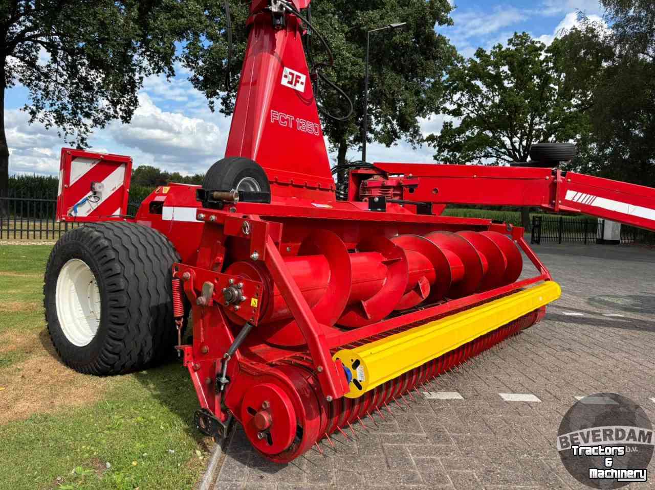 Veldhakselaar JF FCT 1360