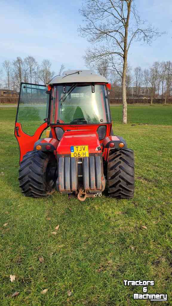 Smalspoor tractor Antonio Carraro TRX 8400