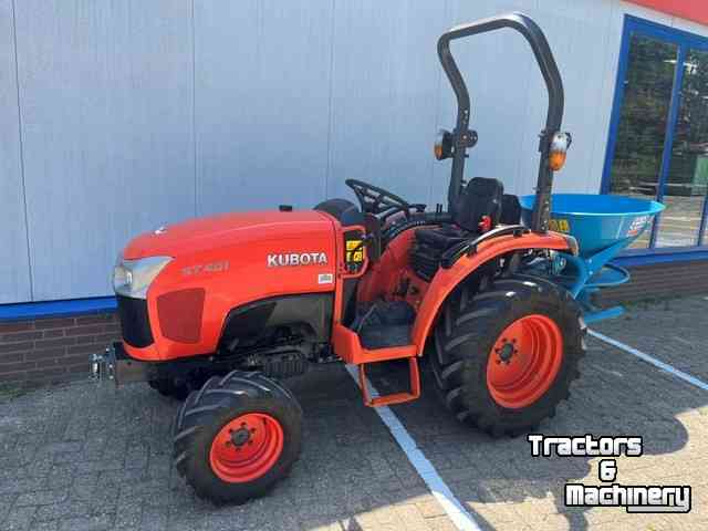 Compact tractor Kubota ST 401 HST