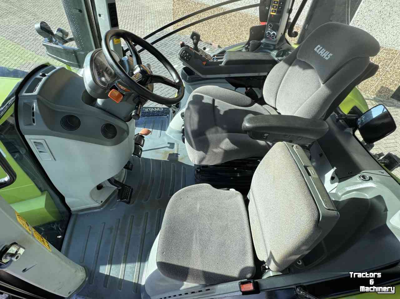 Tractor / Trekker Claas Arion 650 C-Matic vario Stage V Fronthef Lucht GPS 3140u