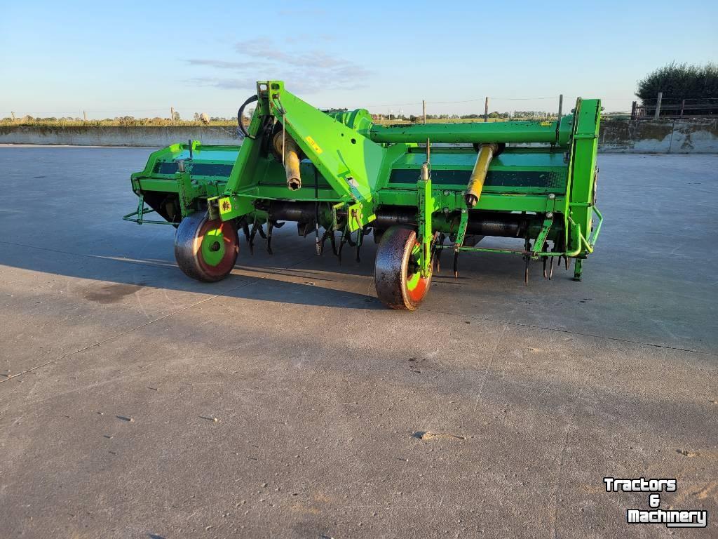 Aanaarder AVR RSF2000 Rijenfrees