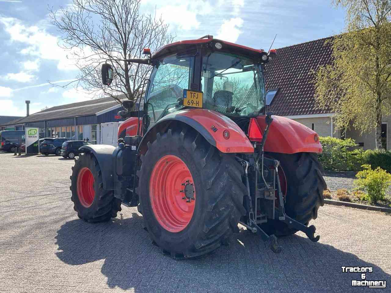 Tractor / Trekker Kubota M6121, trekker