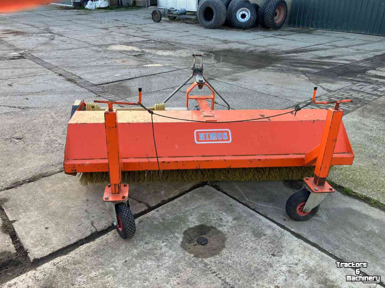 Veegmachine Nimos NB220