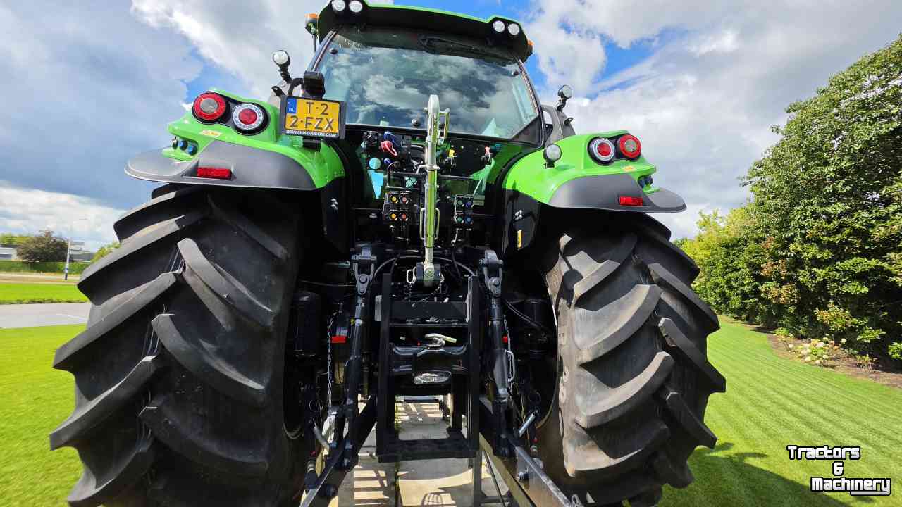 Tractor / Trekker Deutz-Fahr 6155.4 TTV