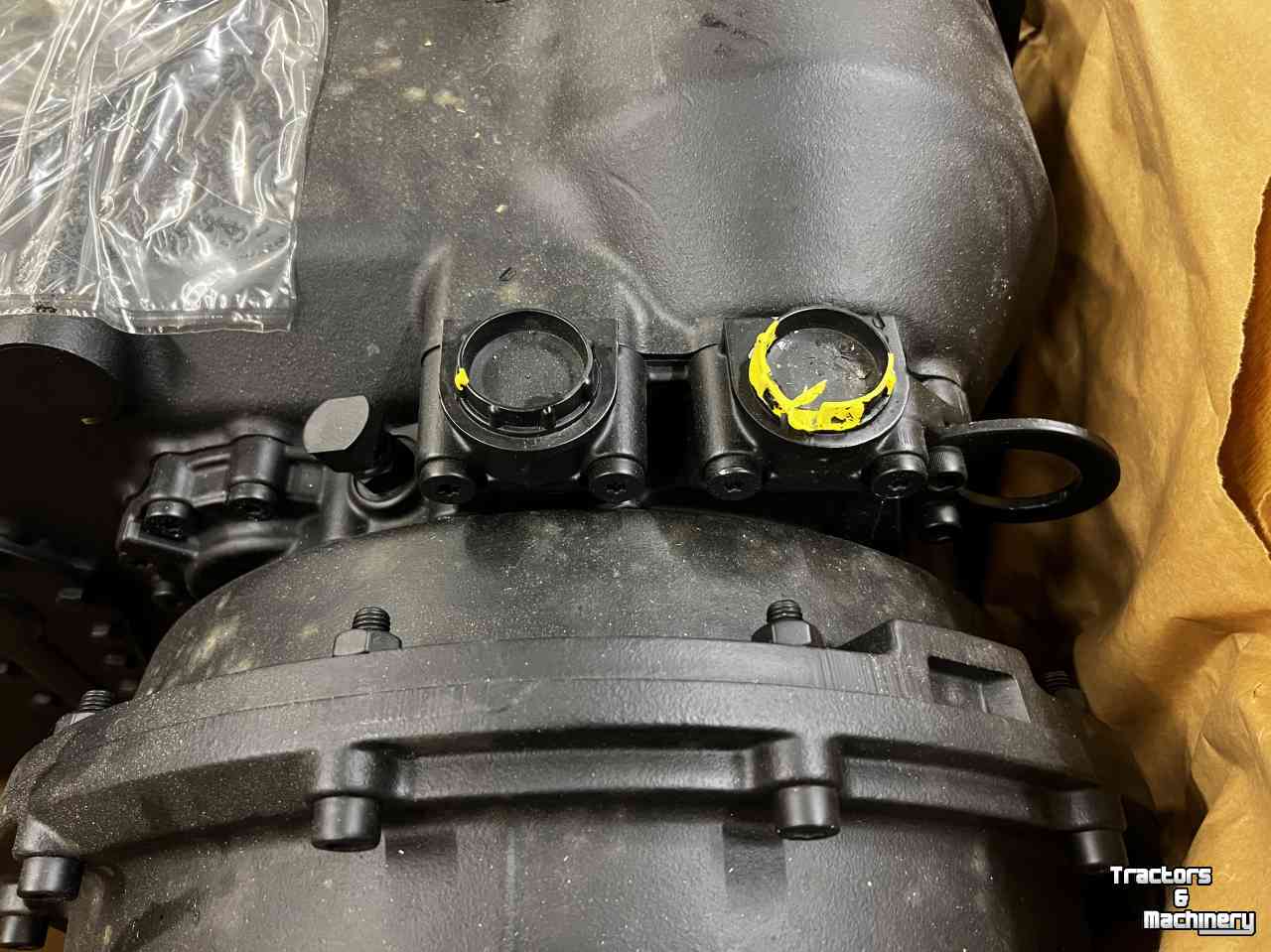 Shovel / Wiellader / Kniklader Case Complete Powershift versnellingsbak ZF voor Case CE 821E, 921E  New Holland W190B, W190BLR, W190B E.I.