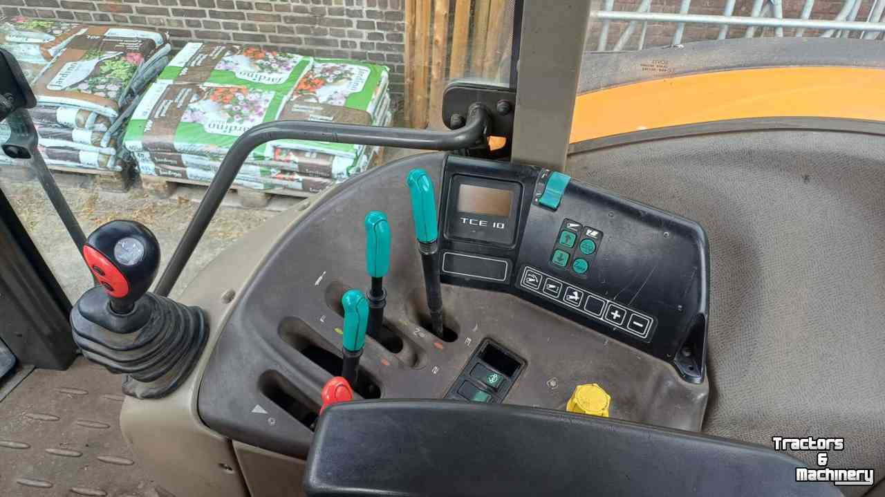 Tractor / Trekker Renault Ares 550 RZ