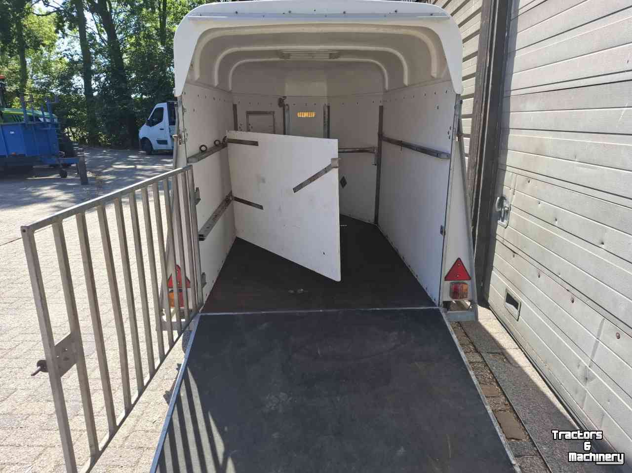 Veewagen / Veetrailer Van Der Sluis Ponytrailer veetrailer schapentrailer paardentrailer trailer