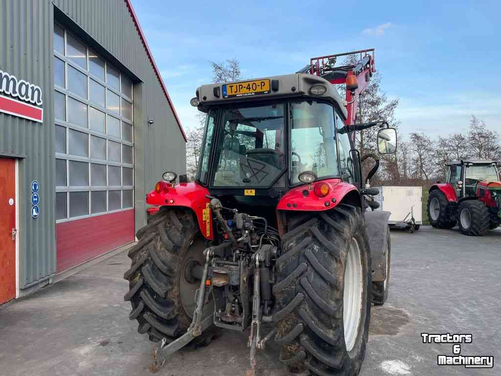 Tractor / Trekker Massey Ferguson 5609 DYNA-4