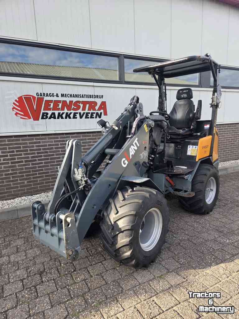 Shovel / Wiellader / Kniklader Giant V452T