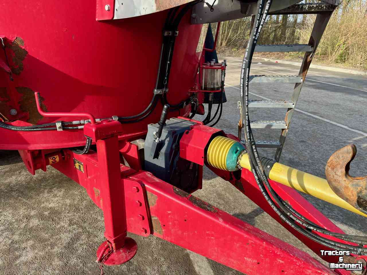 Voermengwagen Vertikaal Peecon Airmix Voermengwagen 20 m³