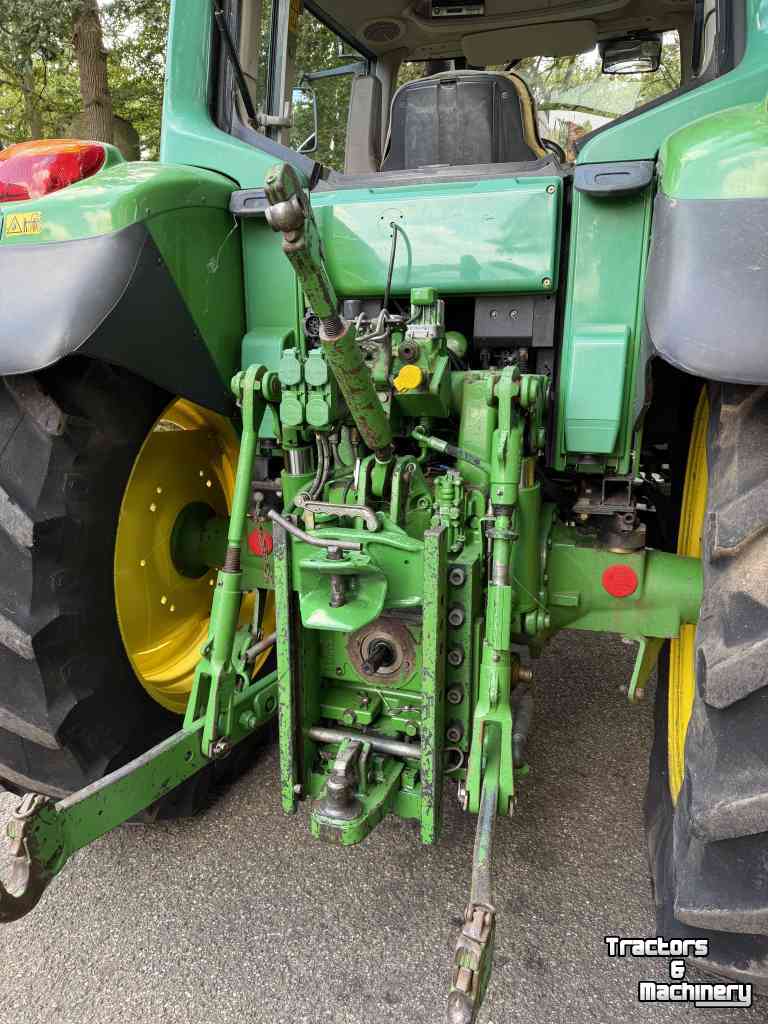 Tractor / Trekker John Deere 6220 AQ