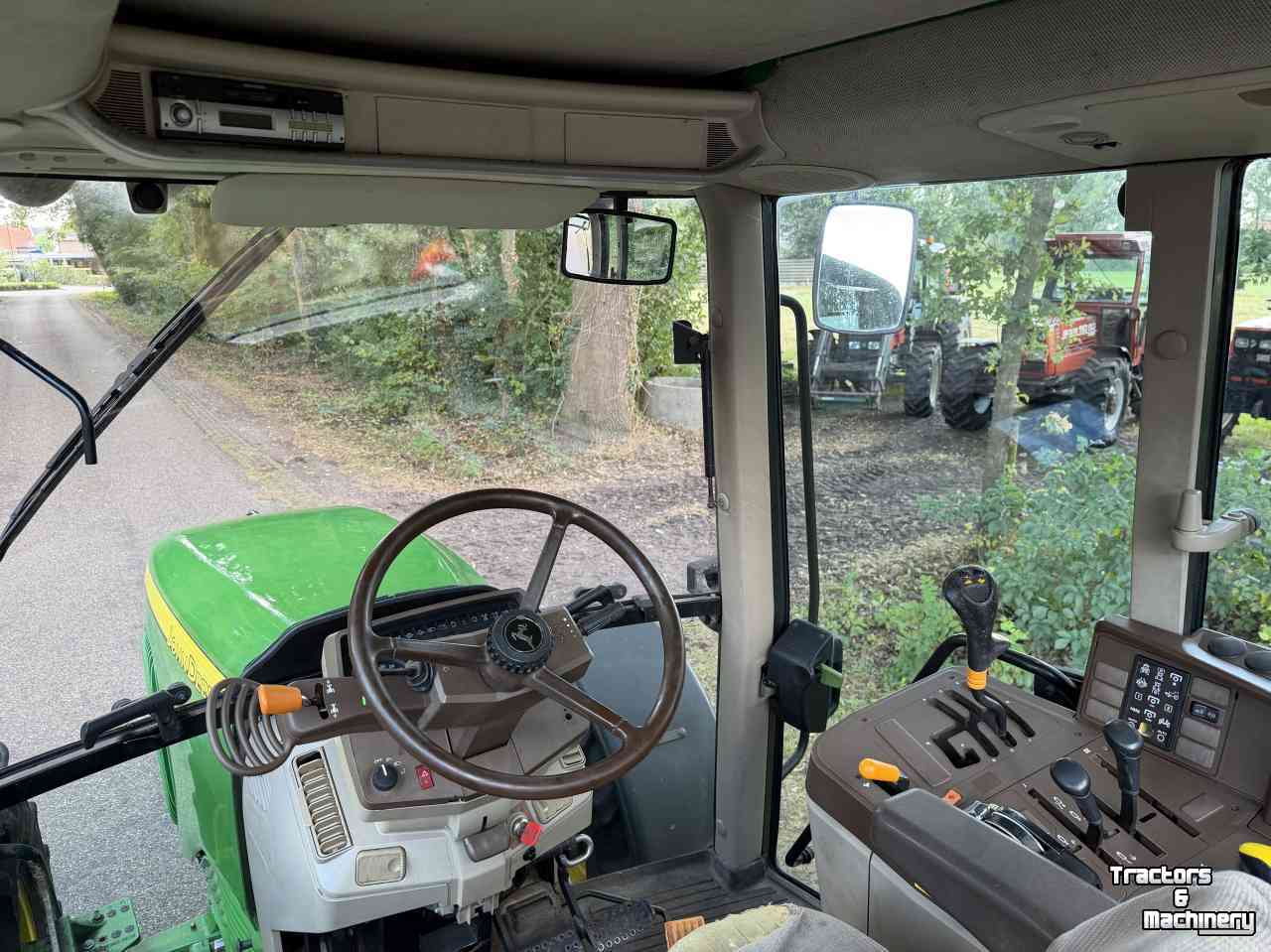 Tractor / Trekker John Deere 6220 AQ