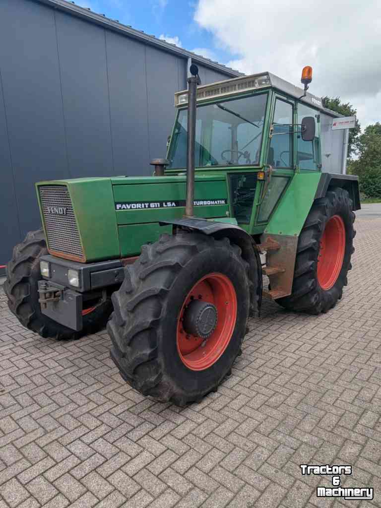 Tractor / Trekker Fendt 611 LSA