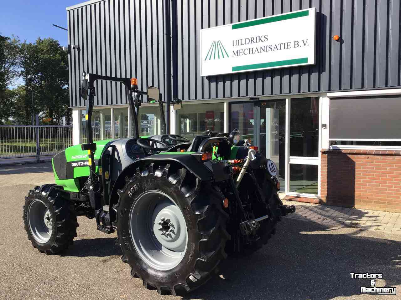 Tractor / Trekker Deutz-Fahr 5080 DF Keyline (Kruipgang)