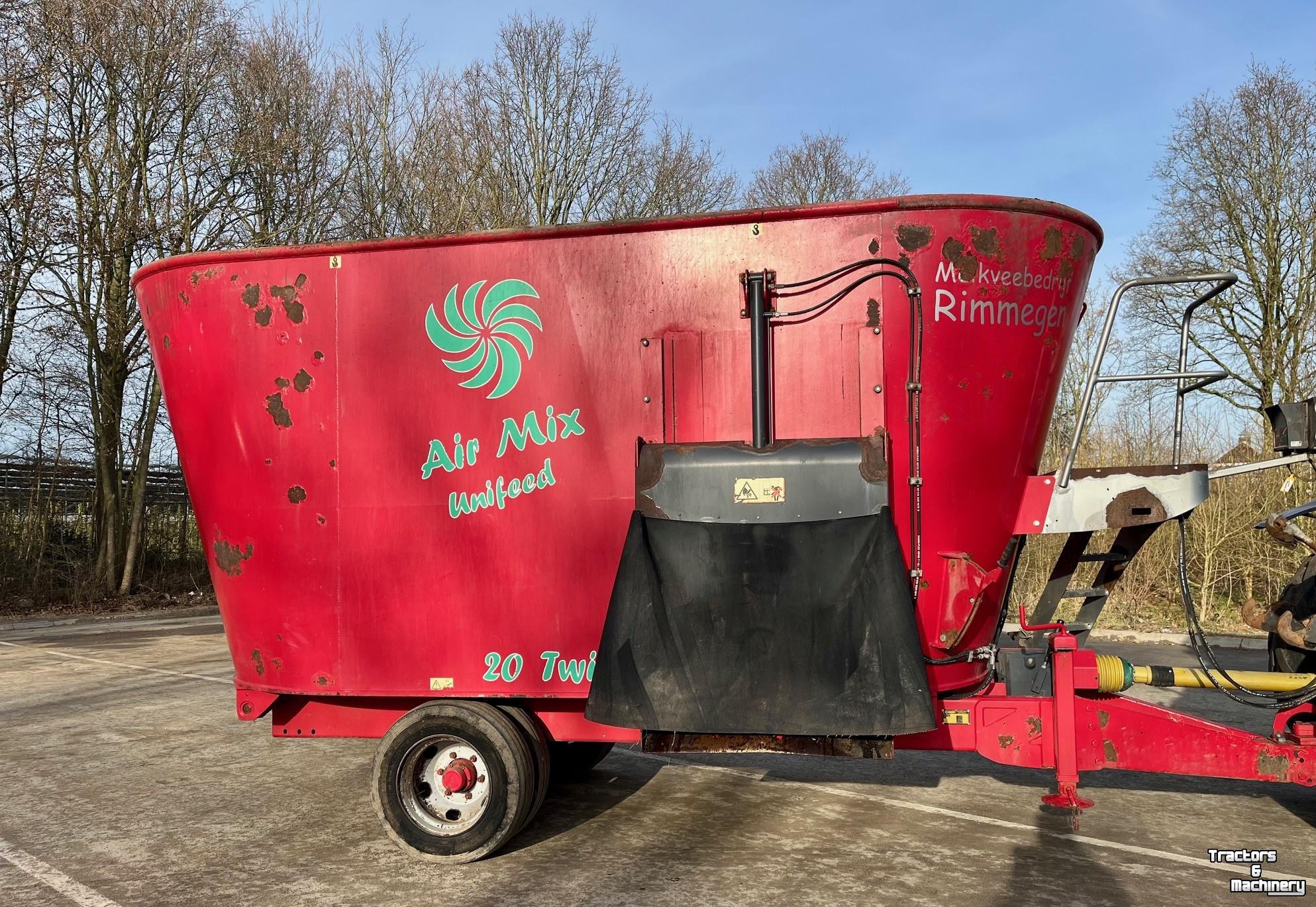 Voermengwagen Airmix Voermengwagen 20 m³